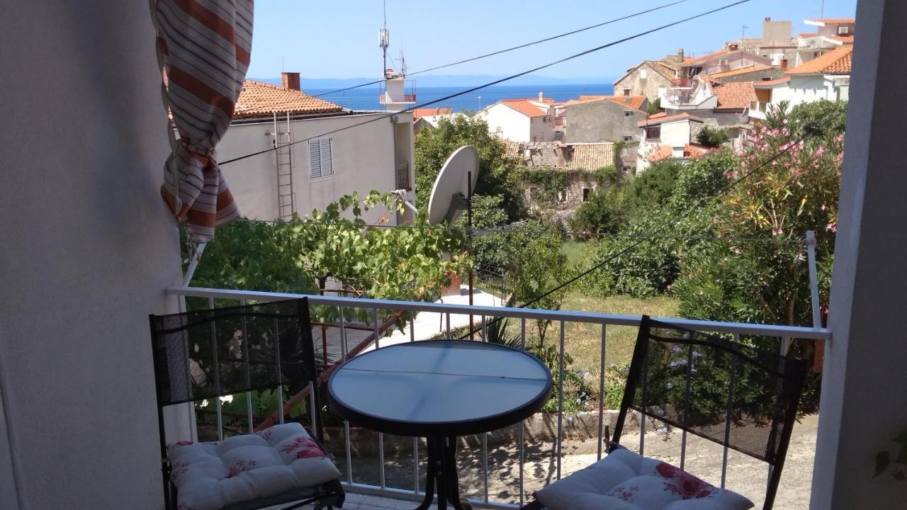 Apartment For 6 In Makarska Centar Exteriér fotografie