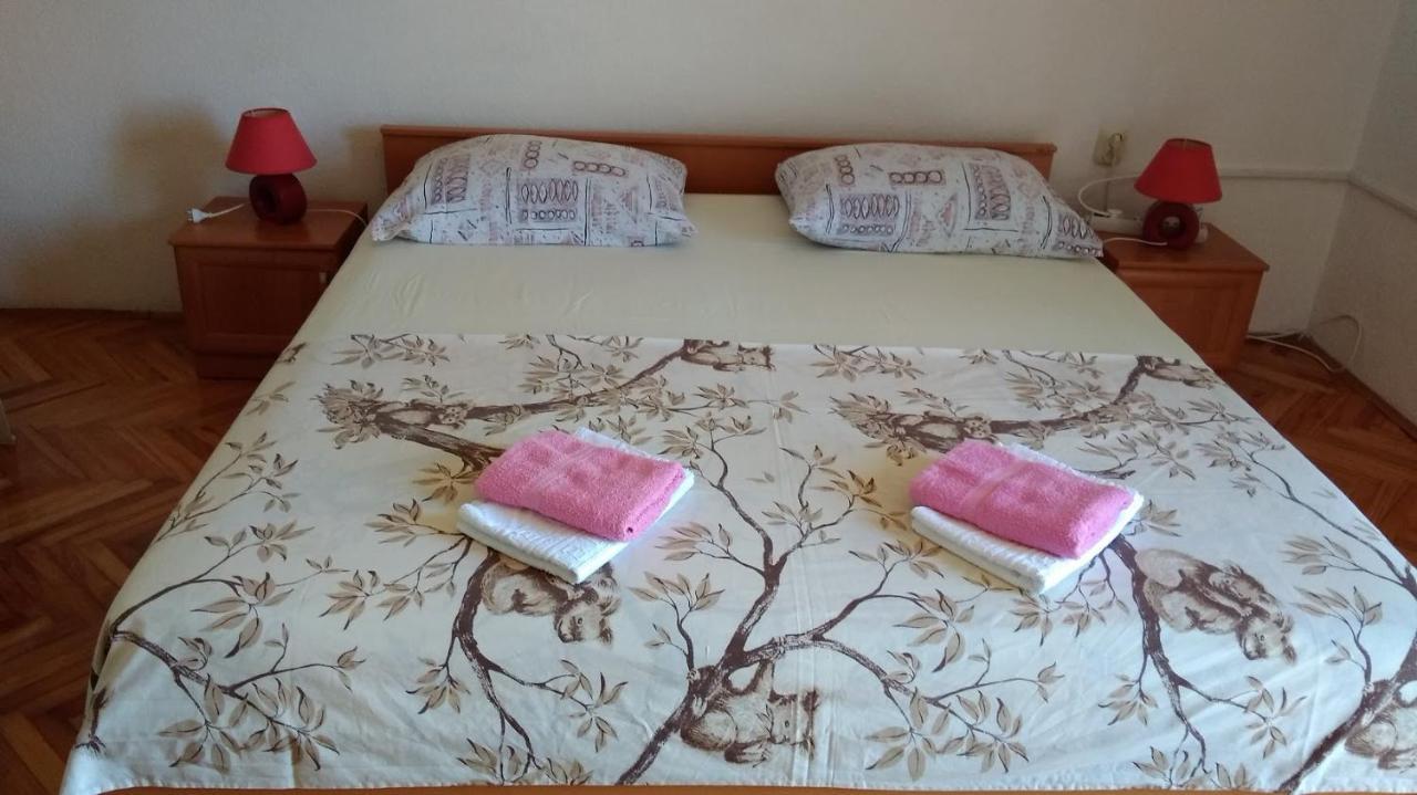Apartment For 6 In Makarska Centar Exteriér fotografie